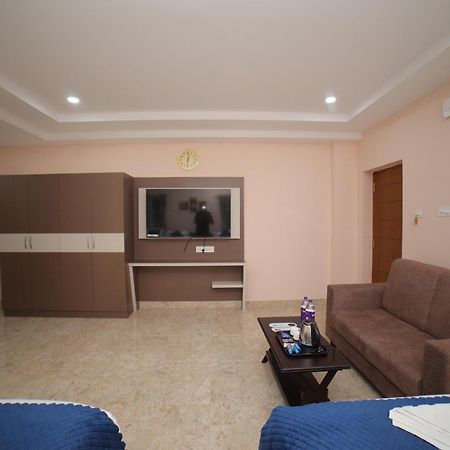 Sri Ganesh Grand Hotel Tirupati Eksteriør billede
