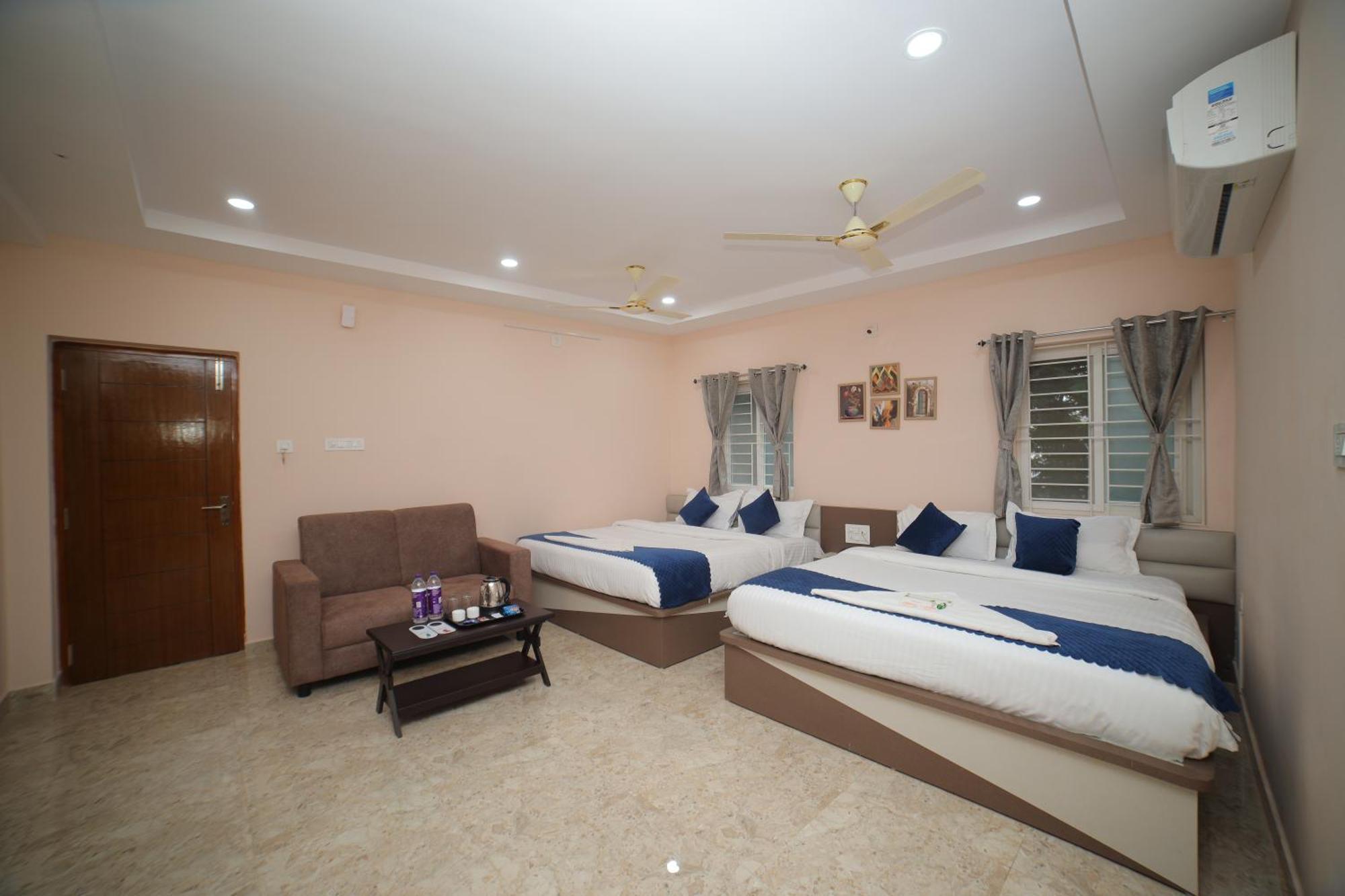 Sri Ganesh Grand Hotel Tirupati Eksteriør billede