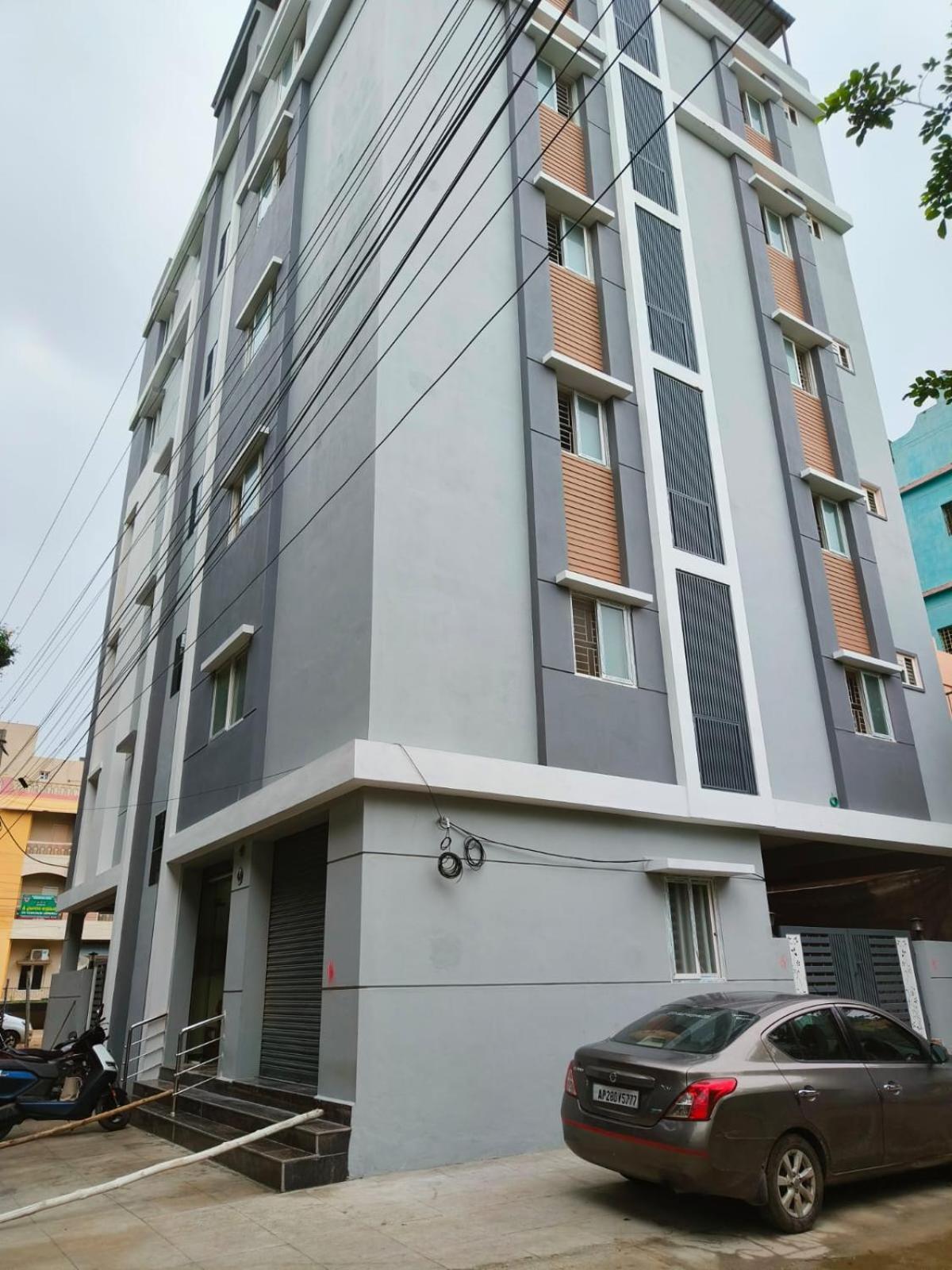 Sri Ganesh Grand Hotel Tirupati Eksteriør billede