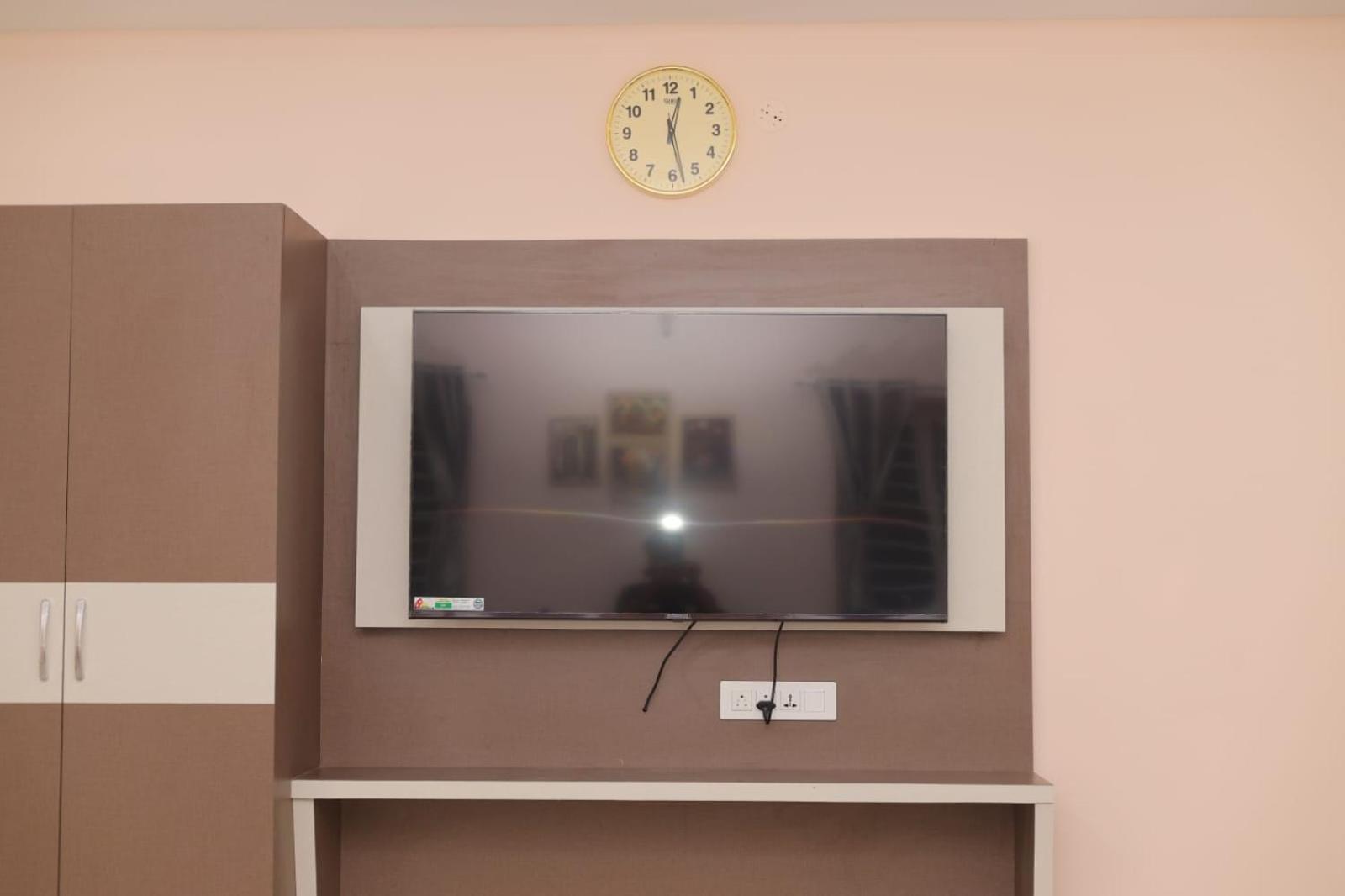 Sri Ganesh Grand Hotel Tirupati Eksteriør billede