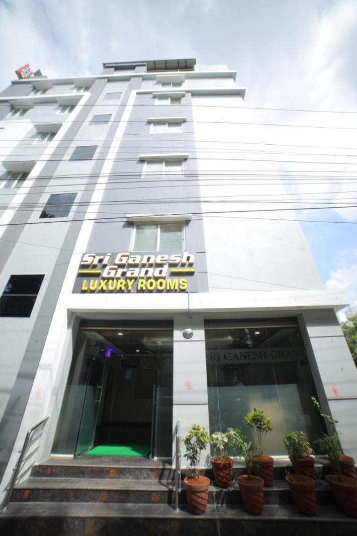 Sri Ganesh Grand Hotel Tirupati Eksteriør billede