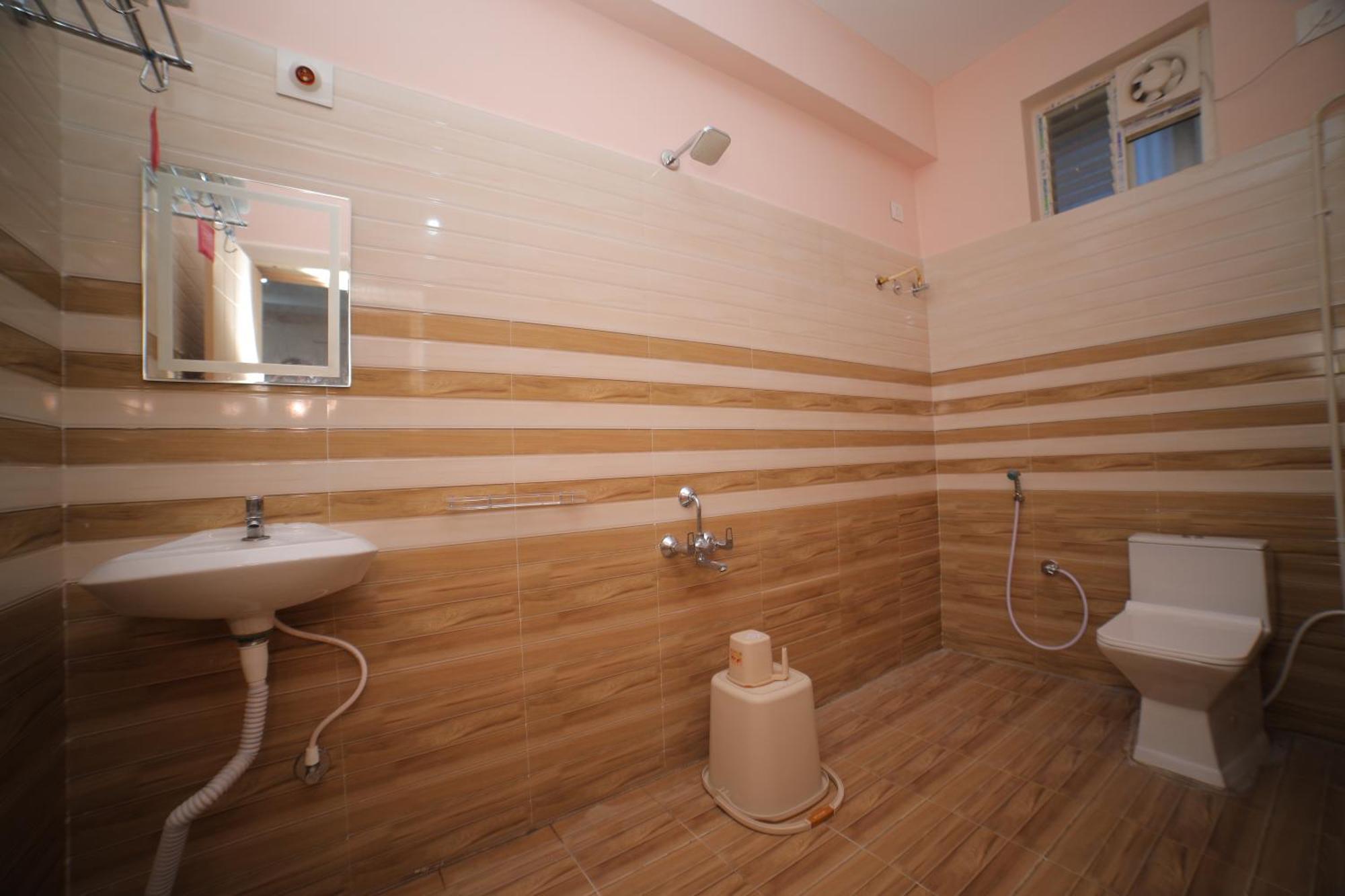Sri Ganesh Grand Hotel Tirupati Eksteriør billede
